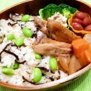 曲げわっぱでスピードお弁当24　手羽と大根の甘辛煮